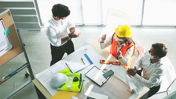 OSHA construction safety training and meetings